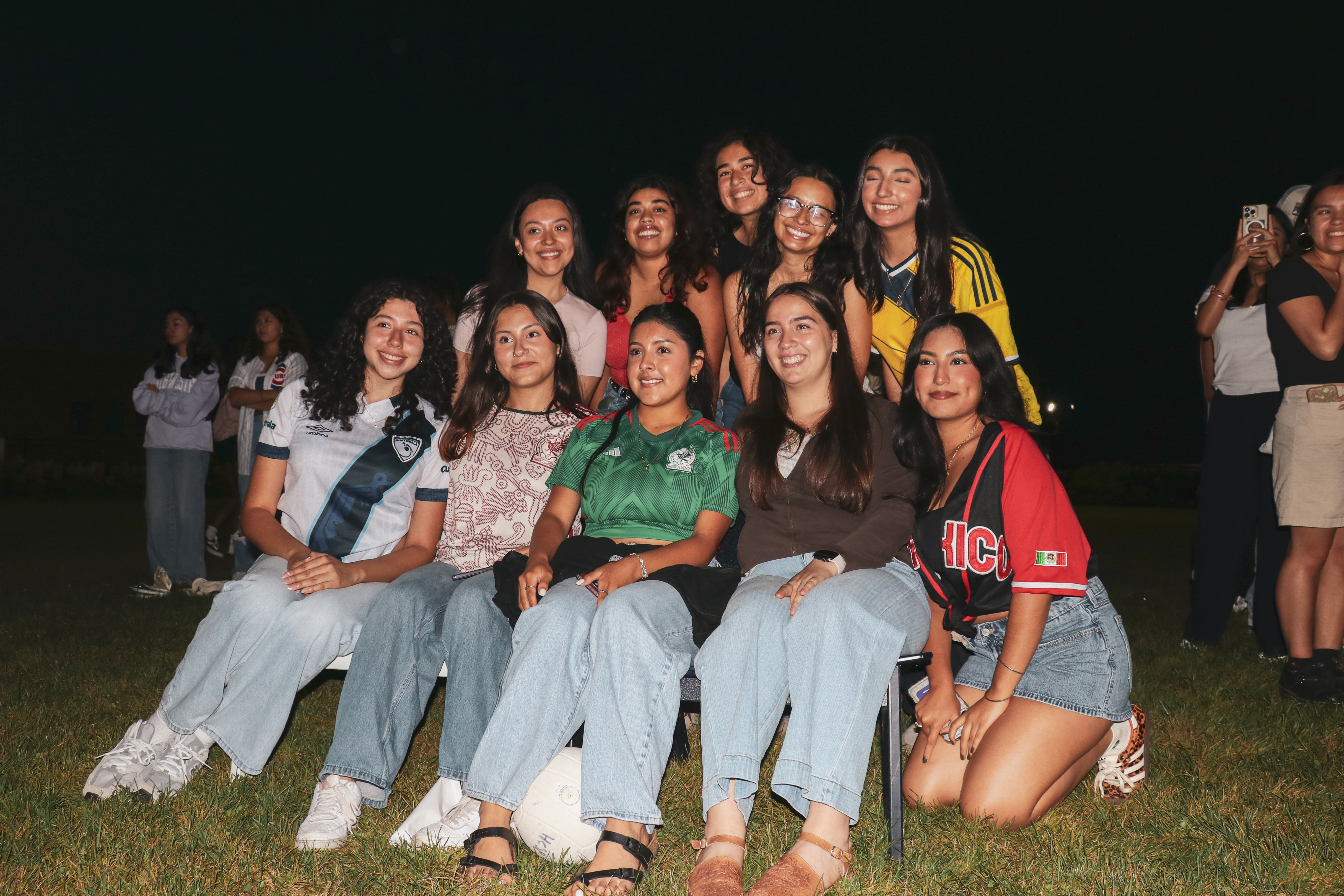 Bienvenida 2025 'Tinas Photo 09/26/2025